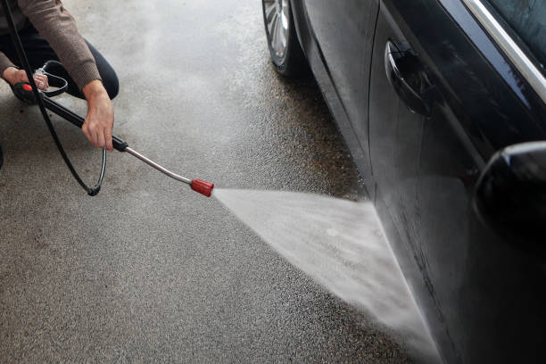Why Choose Our Certified Pressure Washing Experts for Your Project Needs in Arcadia, FL?